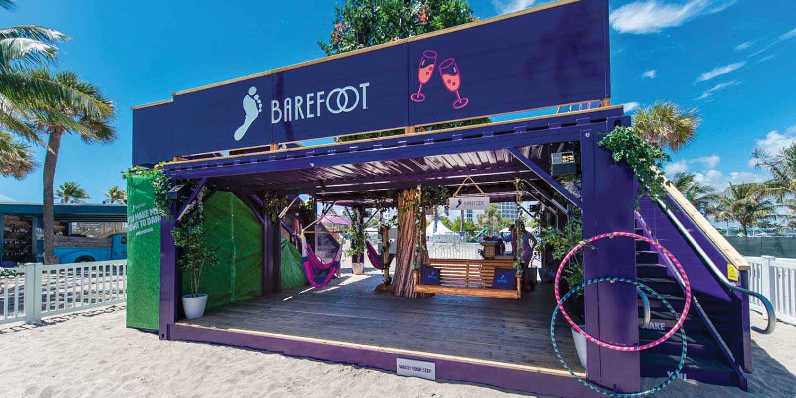 20' X 20' CONTAINER WITH ROOF TOP DECK / CONCERT TOUR